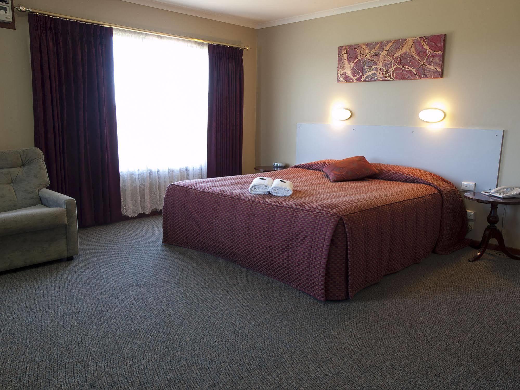 Warragul Views Motor Inn Eksteriør billede